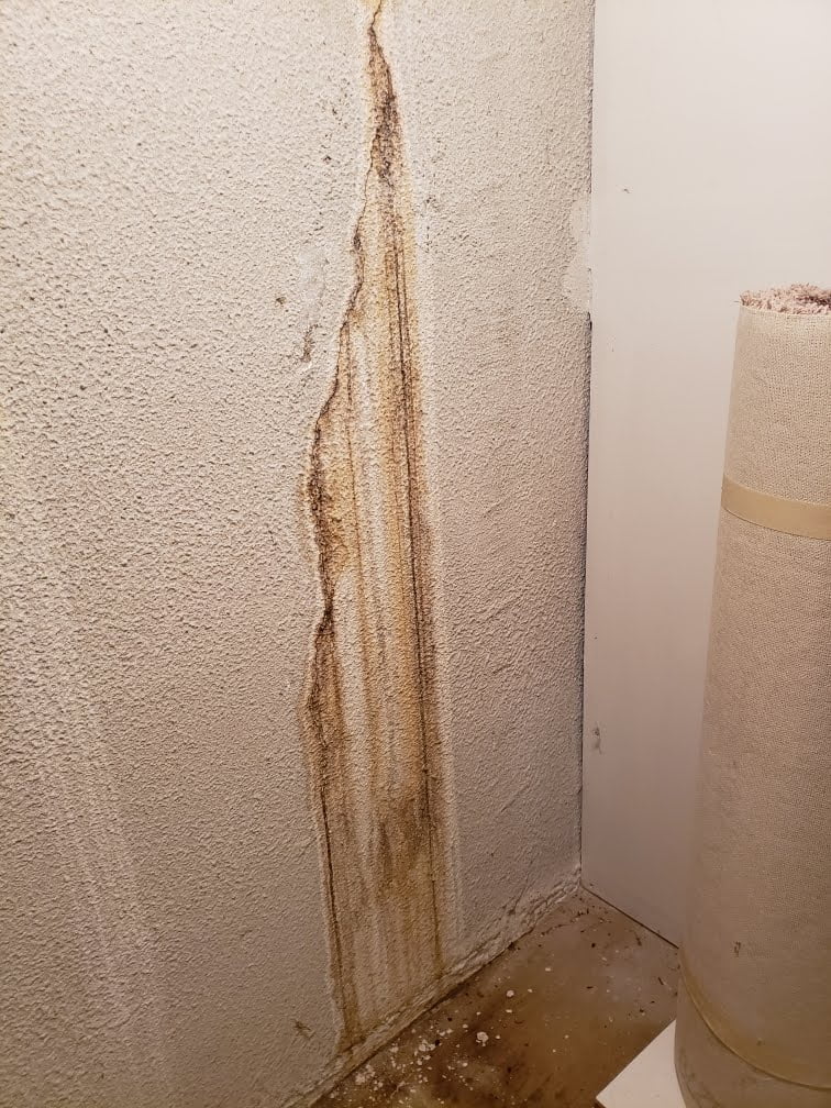 basement wall crack leaking